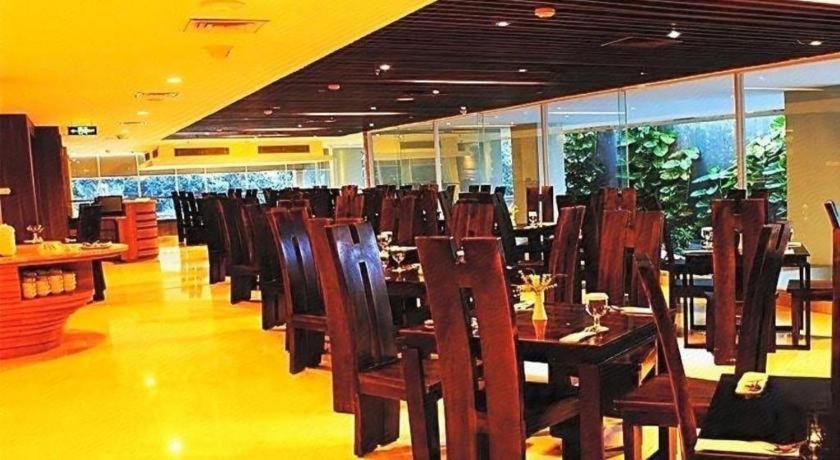 Arch Hotel Bogor Exterior foto